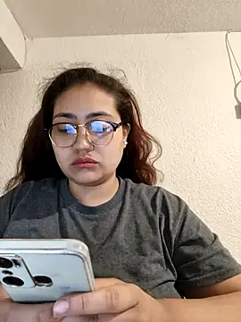 Snapshot of I_AM_ISABELLA chatting on October 23, 4:12 am I AM ISABELLA online show from October 23, 4:12 am