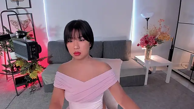 Erika Kim online show from November 24, 6:35 am