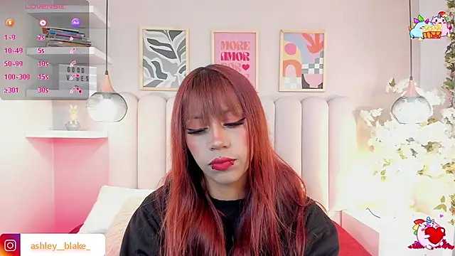 Isabella  gonzalez  online show from January 7, 3:31 am