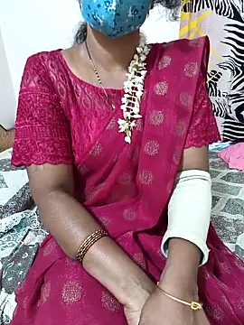 Snapshot of Best_Kannada_Couple chatting on February 12, 8:42 am Best Kannada Couple online show from February 12, 8:42 am