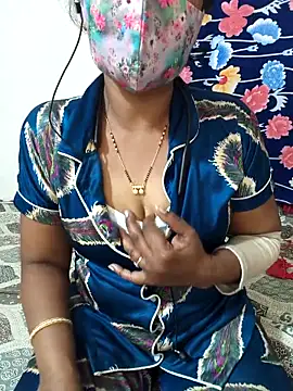 Snapshot of Best_Kannada_Couple chatting on March 10, 5:29 pm Best Kannada Couple online show from March 10, 5:29 pm