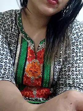 Tanha18 online show from December 3, 6:32 am