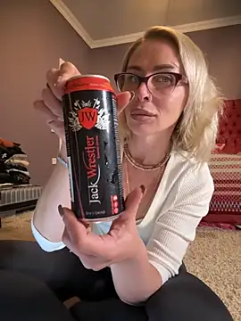 Snapshot of ElenabonyX chatting on November 28, 5:26 pm ElenabonyX online show from November 28, 5:26 pm