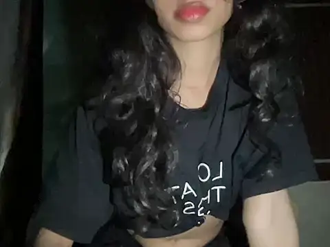 youngriri2 online show from October 19, 8:31 pm