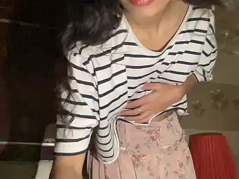 youngriri2 online show from October 23, 1:43 pm