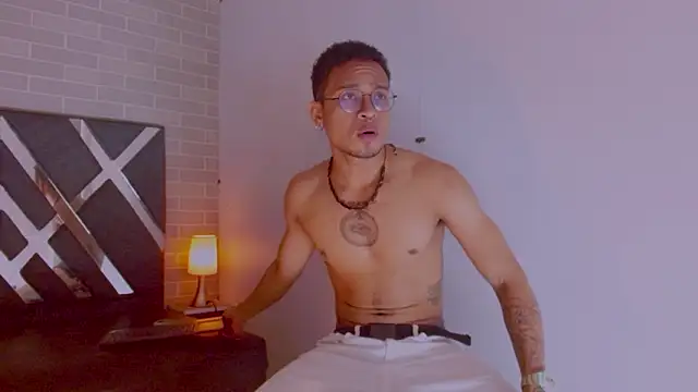 Jayden Morris online show from February 23, 7:33 pm