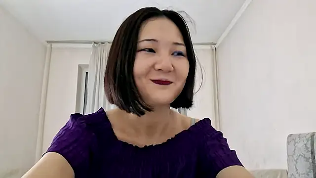 Lyndasilk online show from February 25, 2:48 pm