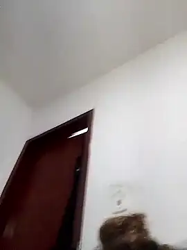 Camilanifeta online show from February 10, 2:21 pm