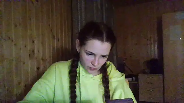 Snapshot of AmeliieLaFleur chatting on May 9, 6:57 pm AmeliieLaFleur online show from May 9, 6:57 pm