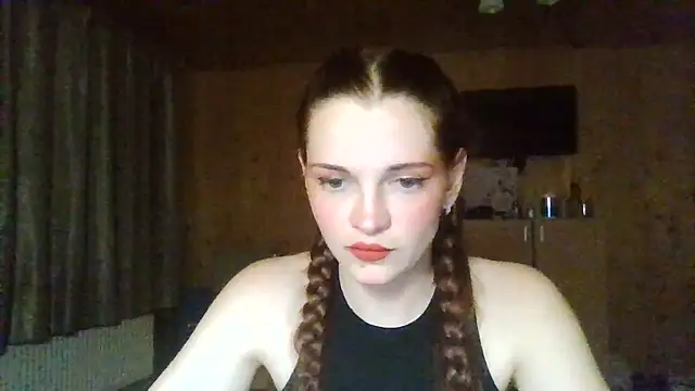 Snapshot of AmeliieLaFleur chatting on June 4, 8:37 pm AmeliieLaFleur online show from June 4, 8:37 pm