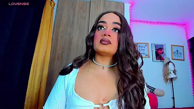 Sofiabigcock22 online show from July 22, 12:19 pm