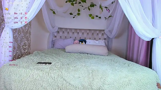 Snapshot of Gongjulee chatting on October 22, 1:28 am Gongjulee online show from October 22, 1:28 am