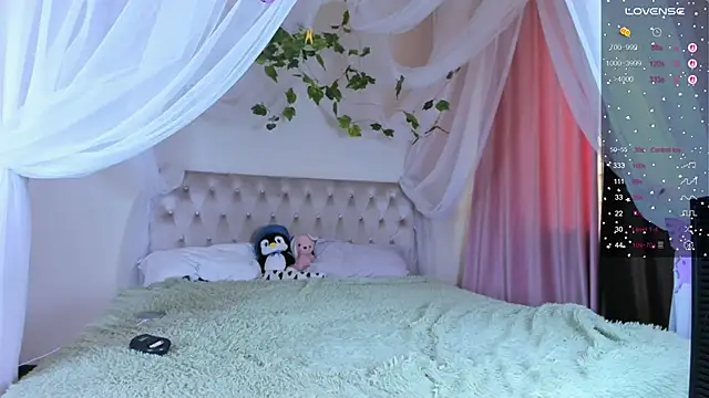 Snapshot of Gongjulee chatting on October 30, 3:30 am Gongjulee online show from October 30, 3:30 am