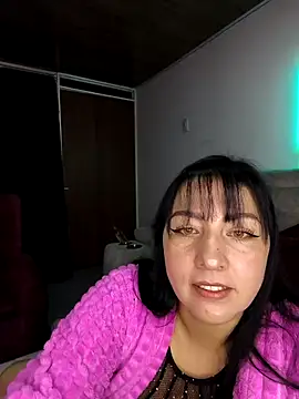 kitten25-hott online show from October 17, 2:26 am