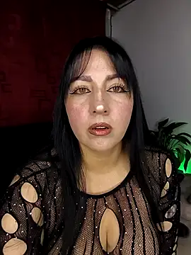 kitten25-hott online show from October 25, 1:35 am