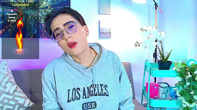 Alex carter online show from October 15, 11:32 am