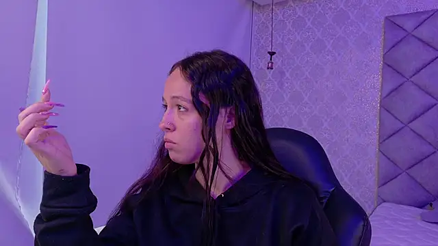 Snapshot of CARO_ADAMS1 chatting on November 19, 12:05 pm CARO ADAMS1 online show from November 19, 12:05 pm