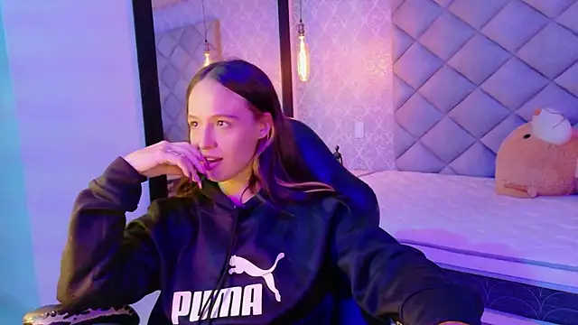 Snapshot of CARO_ADAMS1 chatting on November 25, 11:32 am CARO ADAMS1 online show from November 25, 11:32 am