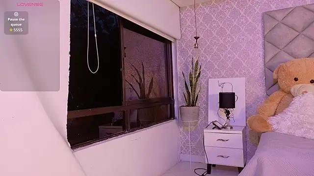 CARO ADAMS1 online show from February 10, 11:03 am