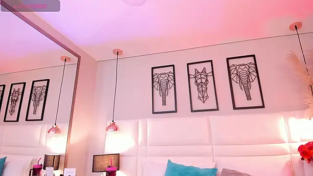 Ari lynn  online show from November 6, 3:40 am