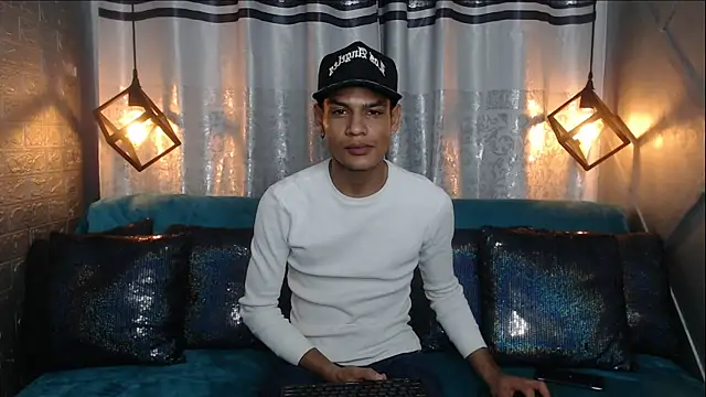 Snapshot of liam_sti1 chatting on October 18, 1:19 am liam sti1 online show from October 18, 1:19 am