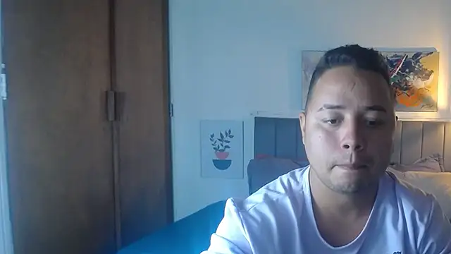 Snapshot of Brian_m5 chatting on October 17, 7:05 pm Brian m5 online show from October 17, 7:05 pm