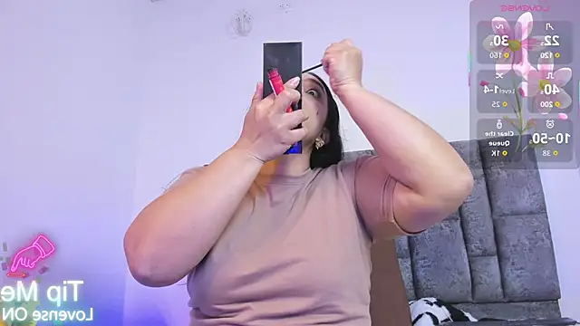 Snapshot of MILA_QUINN chatting on October 29, 12:40 pm MILA QUINN online show from October 29, 12:40 pm