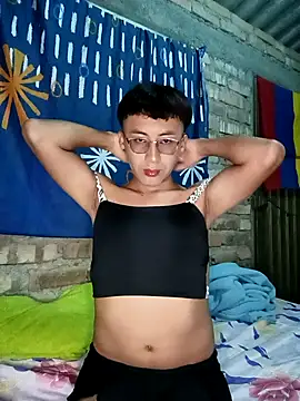 Snapshot of karola_horny chatting on October 14, 1:06 am karola horny online show from October 14, 1:06 am