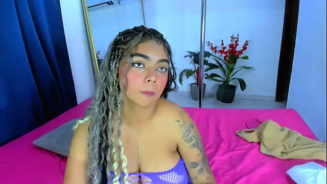 amber love03 online show from December 17, 9:15 am