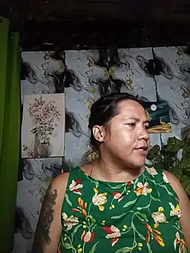 trishacummerts online show from June 1, 4:31 pm