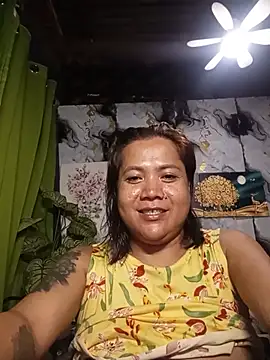 trishacummerts online show from July 1, 7:13 pm
