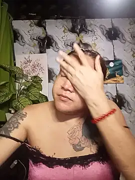trishacummerts online show from July 17, 8:46 pm