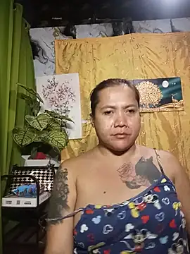 trishacummerts online show from July 22, 1:03 pm