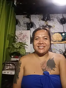 trishacummerts online show from July 24, 9:51 am