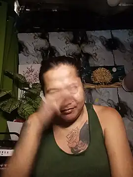 trishacummerts online show from July 29, 4:54 am