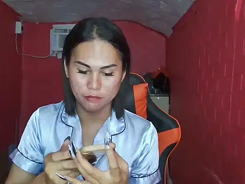 Snapshot of sexychekaiixxx chatting on May 2, 6:02 pm sexychekaiixxx online show from May 2, 6:02 pm