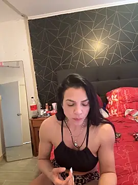 Snapshot of Kattefit chatting on November 17, 5:19 pm Kattefit online show from November 17, 5:19 pm