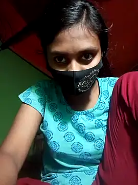 Snapshot of Night_Queen20 chatting on October 20, 9:32 am Night Queen20 online show from October 20, 9:32 am