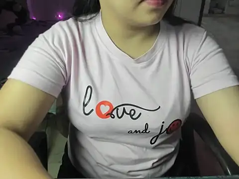 Divya68 online show from November 15, 5:31 pm