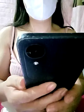 Snapshot of SansanCii chatting on October 31, 5:14 pm SansanCii online show from October 31, 5:14 pm