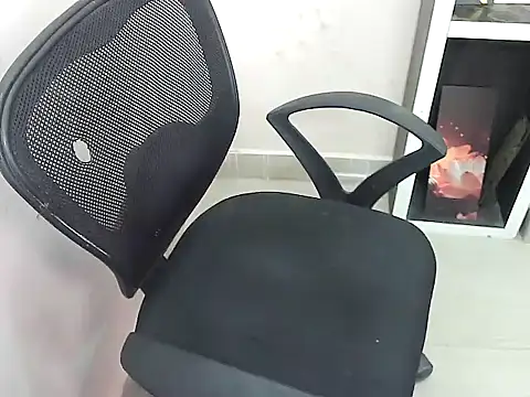 Snapshot of notty_heena chatting on November 14, 4:22 am notty heena online show from November 14, 4:22 am