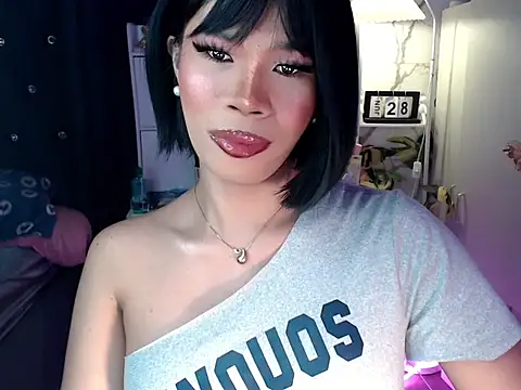 TashaTgirl online show from June 28, 10:49 pm