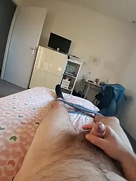 Snapshot of nico33000a chatting on March 20, 5:18 pm nico33000a online show from March 20, 5:18 pm