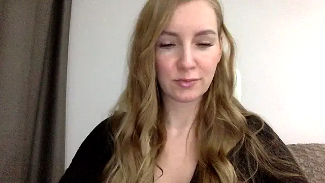 Snapshot of Neralith chatting on March 20, 5:51 pm Neralith online show from March 20, 5:51 pm