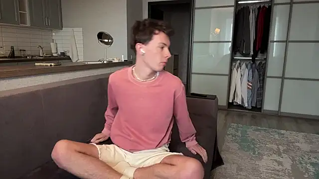 Snapshot of Jeremy1Scott chatting on November 8, 7:08 am Jeremy1Scott online show from November 8, 7:08 am