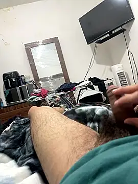 Snapshot of KingFlores chatting on January 12, 5:34 am KingFlores online show from January 12, 5:34 am