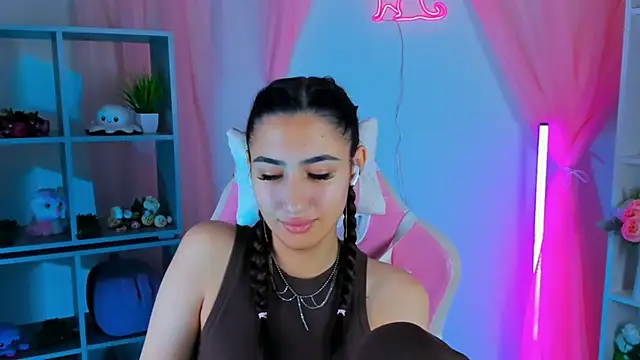 Snapshot of RebeckaThornton chatting on November 14, 10:03 am RebeckaThornton online show from November 14, 10:03 am