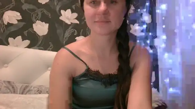 GiaaCaranggi online show from November 27, 7:49 pm