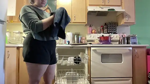 babycakespnw online show from October 19, 5:35 pm