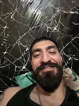 Snapshot of Hotmastersex chatting on October 24, 9:33 pm Hotmastersex online show from October 24, 9:33 pm